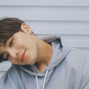 Meet your Posher, Michaela